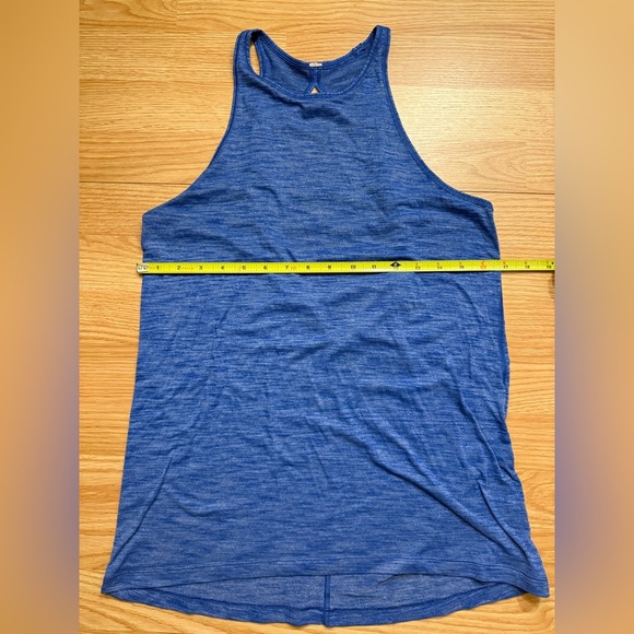 Lululemon Trapeze Twist Tank Heathered Harbor Blue - Picture 5 of 7
